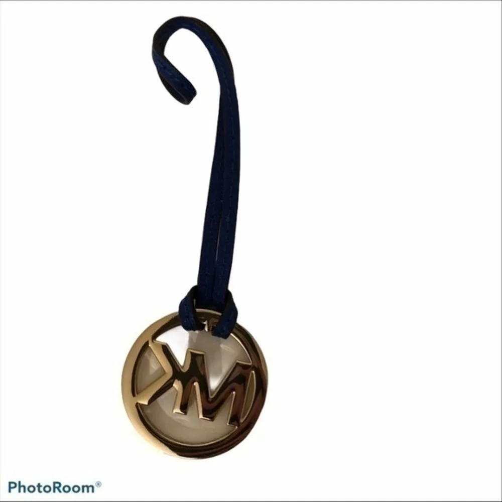 MICHAEL KORS blue leather gold tone hangtag
